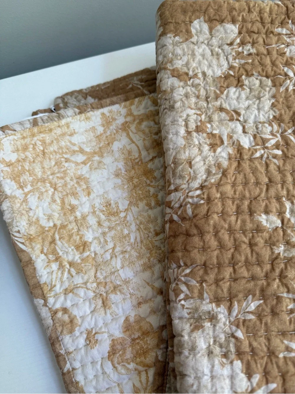 Pottery Barn Juliette Toile Reversible Pick Stitch Quilt